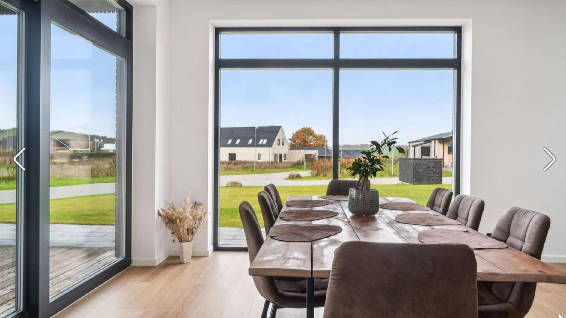 Bright, Quiet, Comfortable Room In A Luxury Home Horsens Zewnętrze zdjęcie
